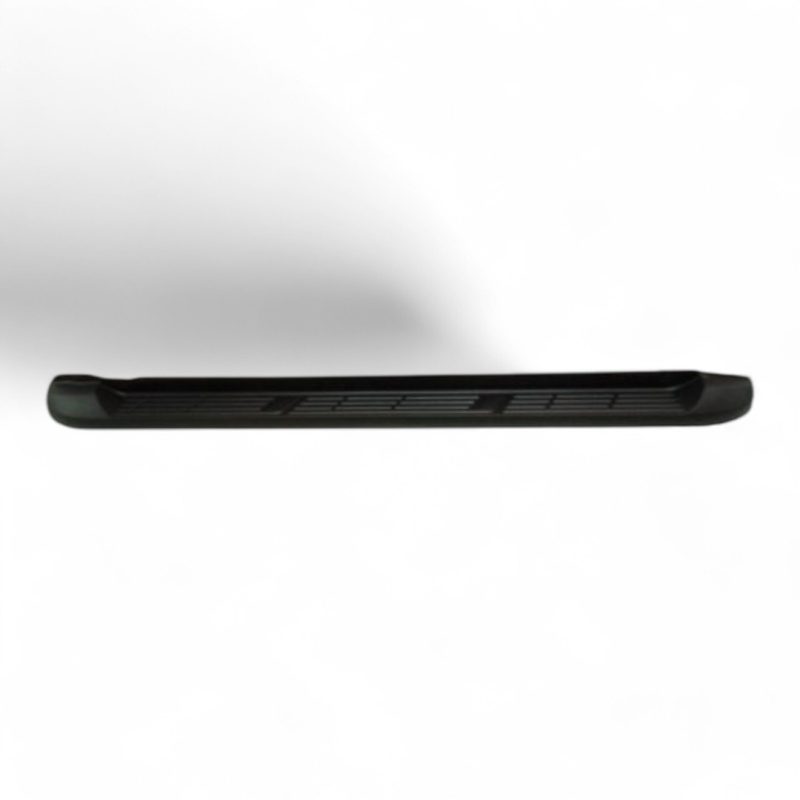 FUNDA PLASTICA DE ESTRIBO DERECHO HILUX 2016- CABINA DOBLE