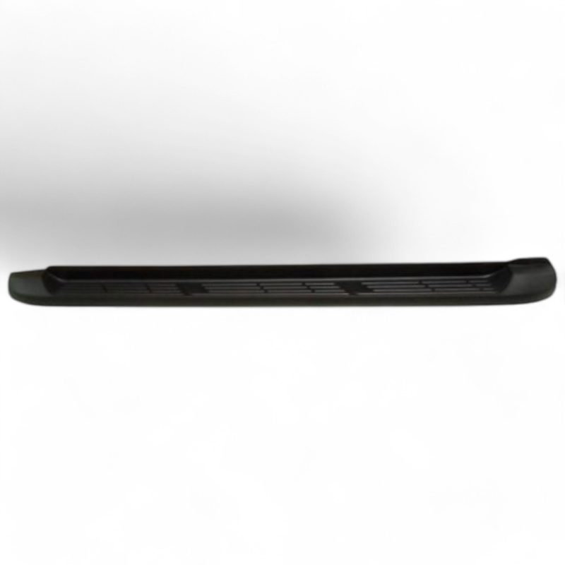 FUNDA PLASTICA DE ESTRIBO IZQUIERDO HILUX 2016- CABINA DOBLE