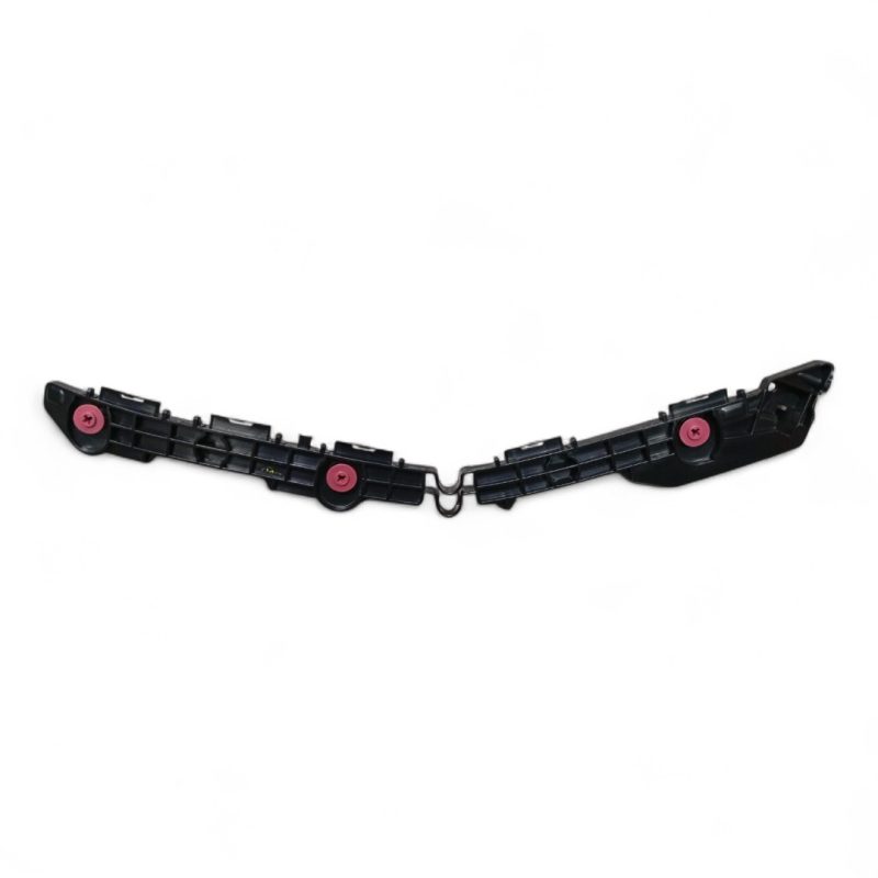 SOPORTE DE PARAGOLPE TRASERO DERECHO SW4 2016-