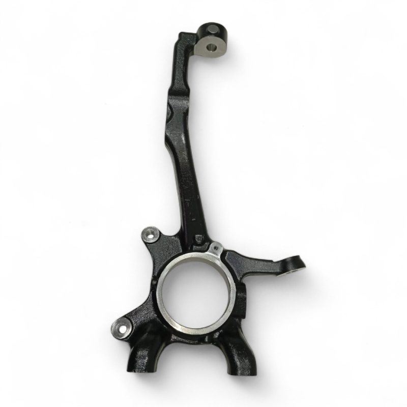 BRAZO PUNTA DE EJE IZQUIERDO HILUX/SW4 2005-2015