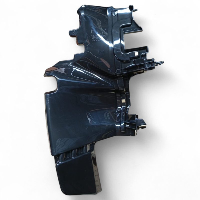 DEFLECTOR LATERAL DE RADIADOR IZQUIERDO HILUX 2016-2018