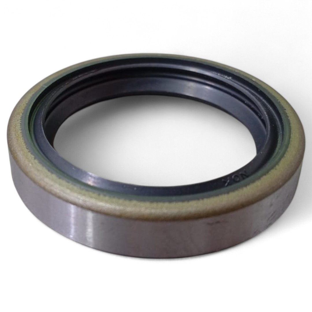 RETEN DE BOCHA DELANTERA HILUX 4X4 2.8 1994-1996(EJE RIGIDO) NOK