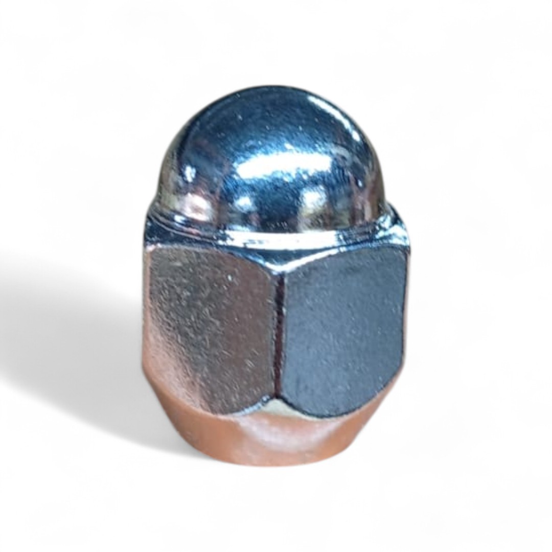 TUERCA DE RUEDA CROMADA CERRADA HILUX 1992-2004 PARA LLANTA DE CHAPA